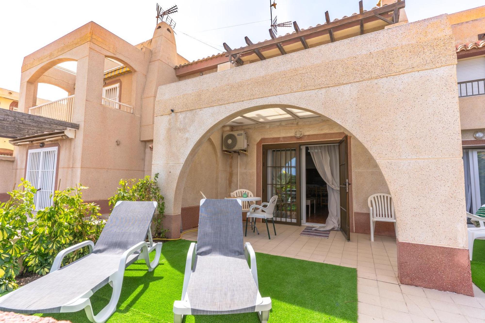 Beachhouse Playa R&R Roquetas de Mar Exterior photo